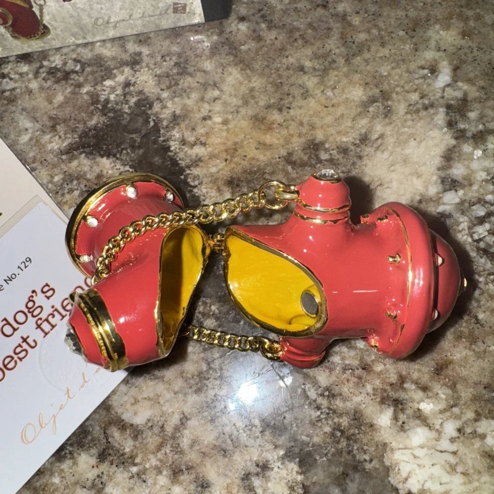 Objet D'Art #129 DOGS BEST‎ FRIEND Fire Hydrant Blinged Hinged Trinket Box